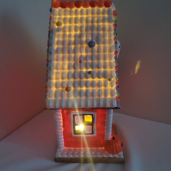 Ghoulish Halloween Gingerbread House ORANGE Frosted CandyFast LED Light Up Decor - Picture 7 of 14